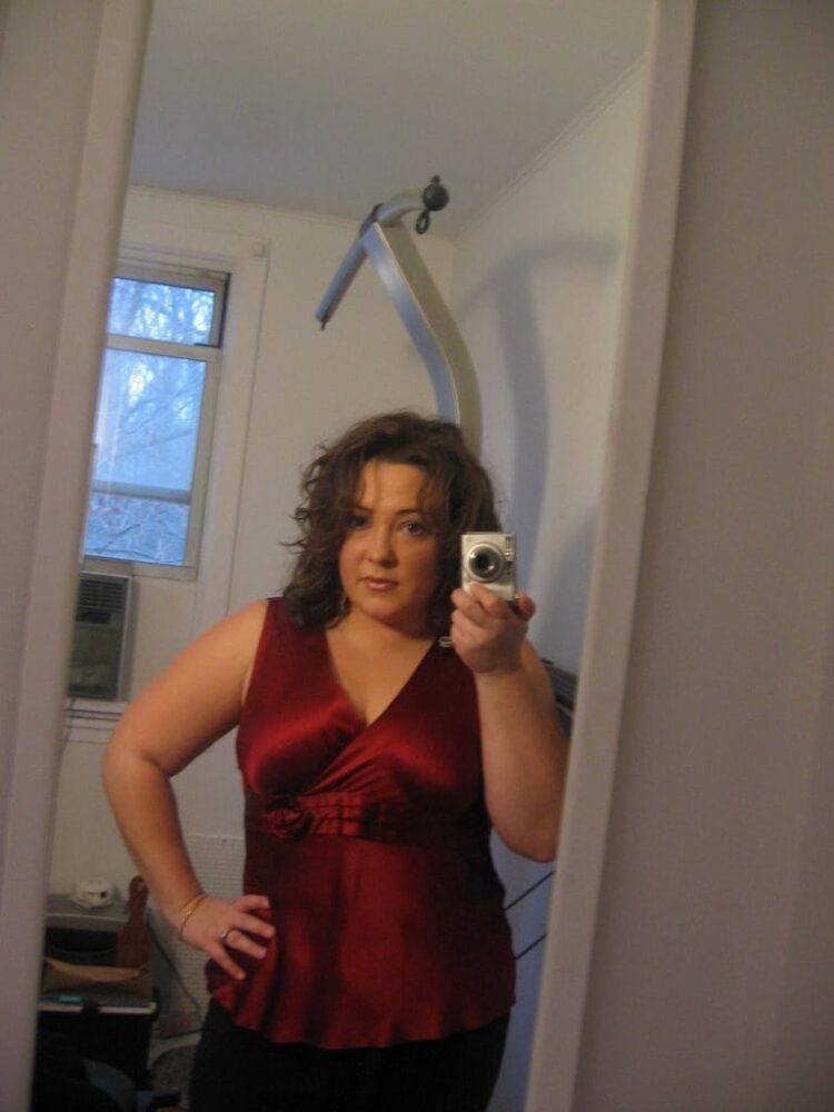What I Wore for an Elegant Restaurant in Washington, D.C. 3 Mirror selfie of Alison Gary in 2006 wearing a red satin camisole