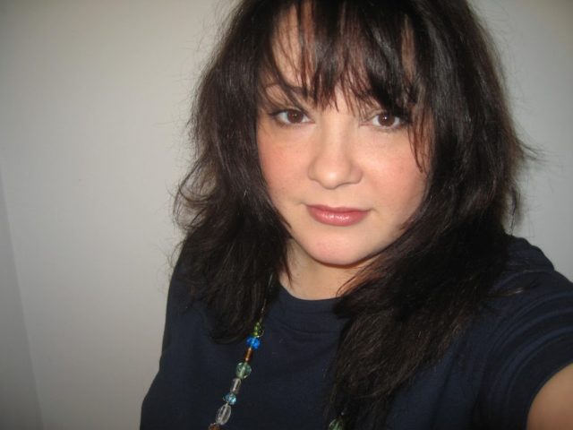 alison gary of wardrobe oxygen in 2008