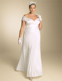 IGIGI Eveline Plus Size Wedding Dress