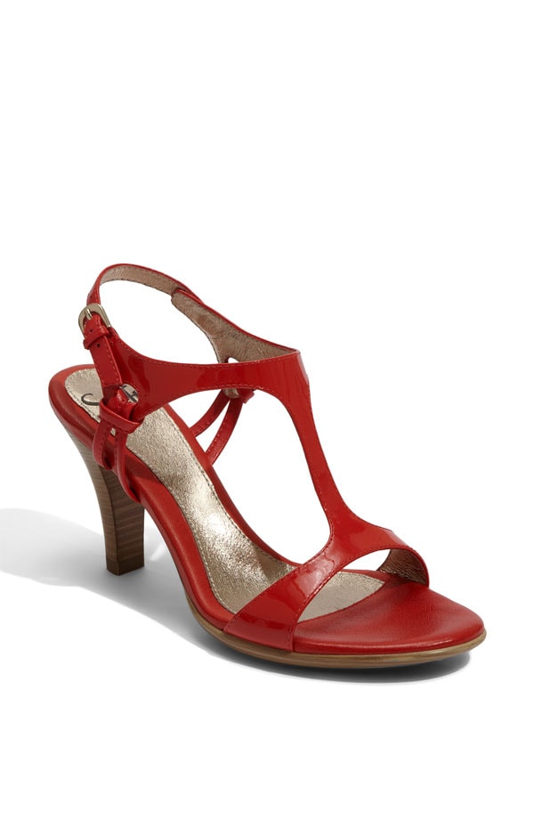 sofft sonoria sandal coral patent stacked heel