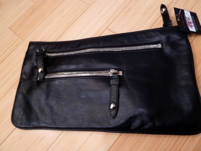 hobo international clutch