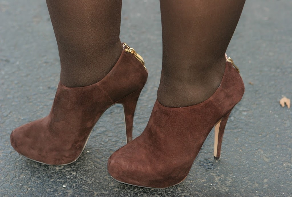 vince camuto gabeena bootie