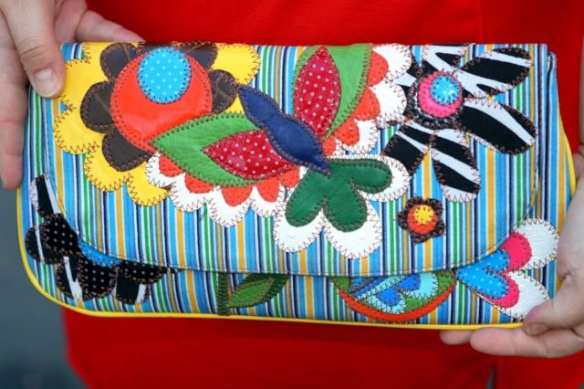 novica clutch