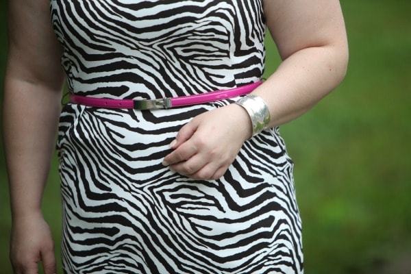 hot pink patent skinny belt