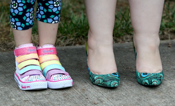 sketchers twinkle toes hi top rainbow