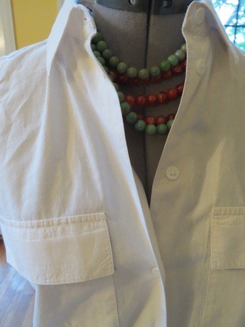 what necklace button collared shirt - Which necklace with which neckline featured on popular Washington DC style blog, Wardrobe Oxygen