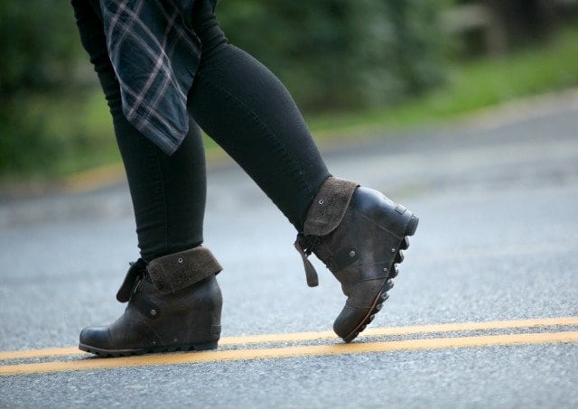 Sorel joan of arctic wedge look alike hotsell