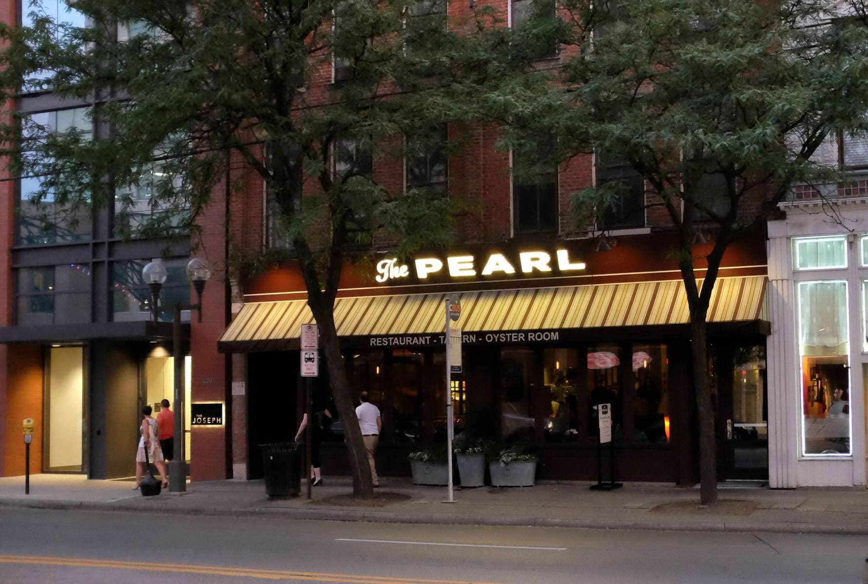 A review of The Pearl Restaurant in Columbus #lifeincbus