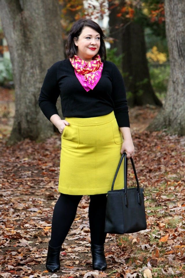 Wardrobe Oxygen wearing a Talbots Skirt and carrying a Dagne Dover tote