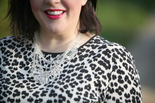 wardrobe oxygen over 40 fashion blogger featuring baublebar