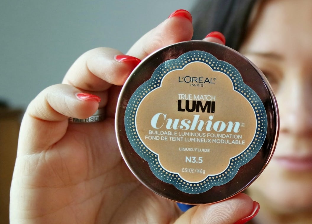 L'Oreal Lumi Cushion Foundation review featured by popular DC beauty blogger, Wardrobe Oxygen