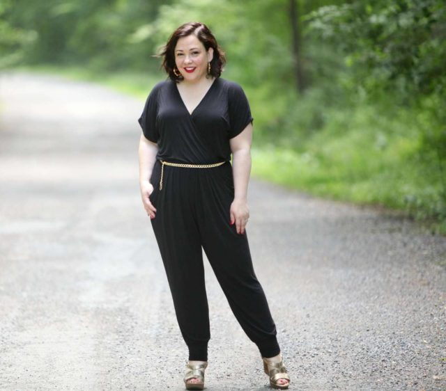 Hooked: This Good American Jumpsuit (+ Shoes To Wear W/ It) - The Mom Edit