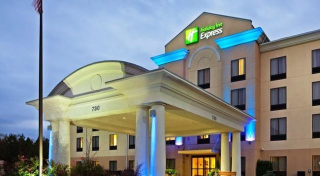 Holiday Inn Express Knoxville - Strawberry Plains