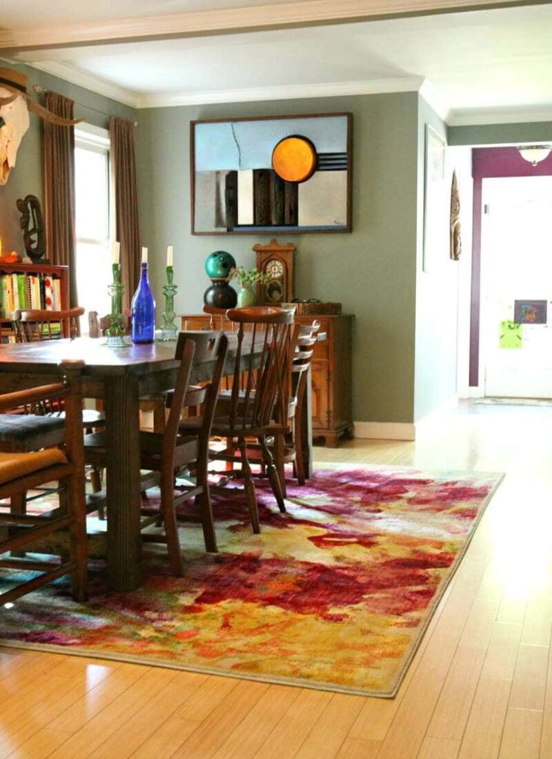 Wardrobe Oxygen dining room featuring Rug Expedition
