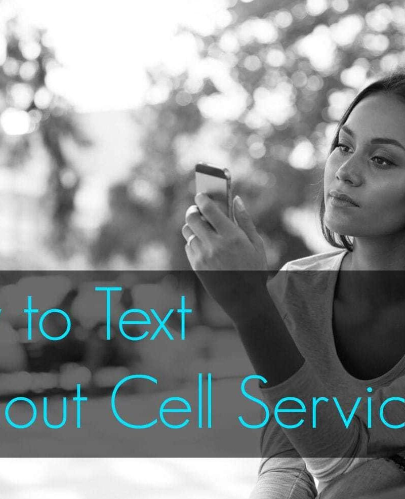 How to text without cell service in a crowd