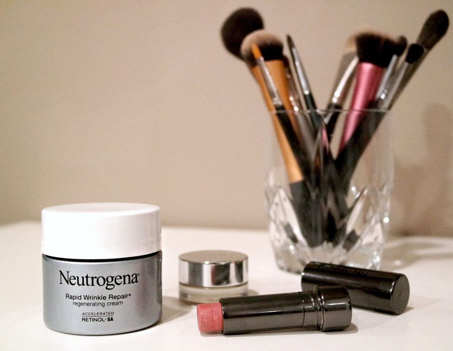neutrogena raapid wrinkle repair regenrating cream review