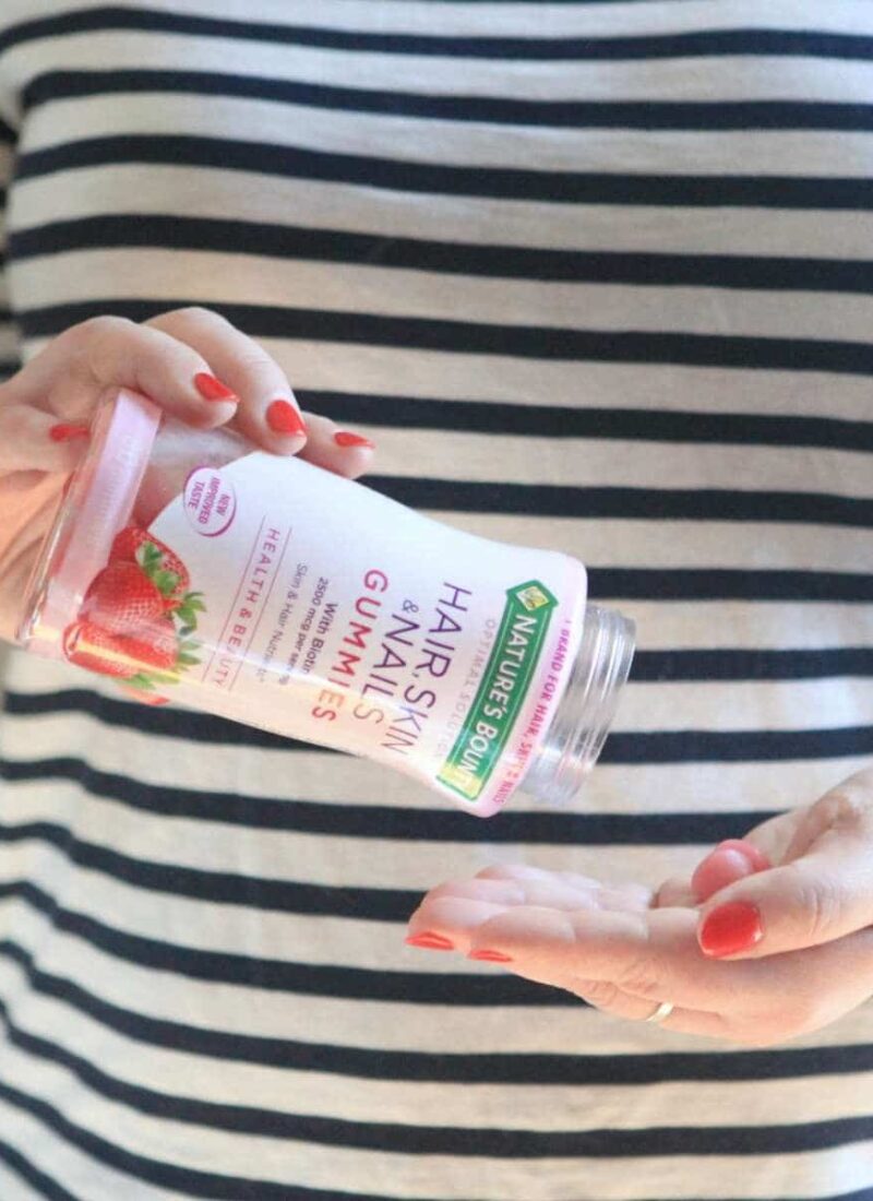 Wardrobe Oxygen: Review of Nature's Bounty for Hair and Nails (sponsored) Nature's Bounty Hair Gummies