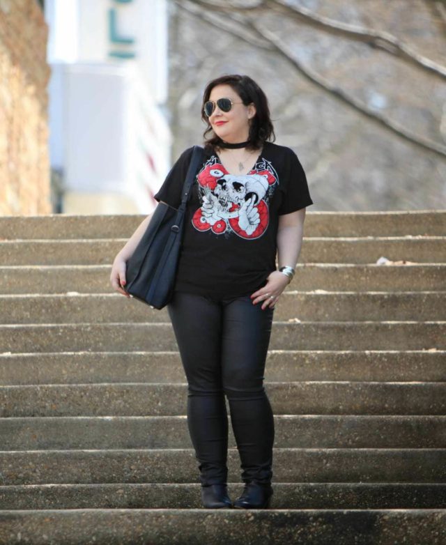 Blogger Wardrobe Oxygen in a Metallica Choker T-Shirt from Topshop, Junarose coated jeans via Dia&Co, and an ALLSAINTS black leather tote