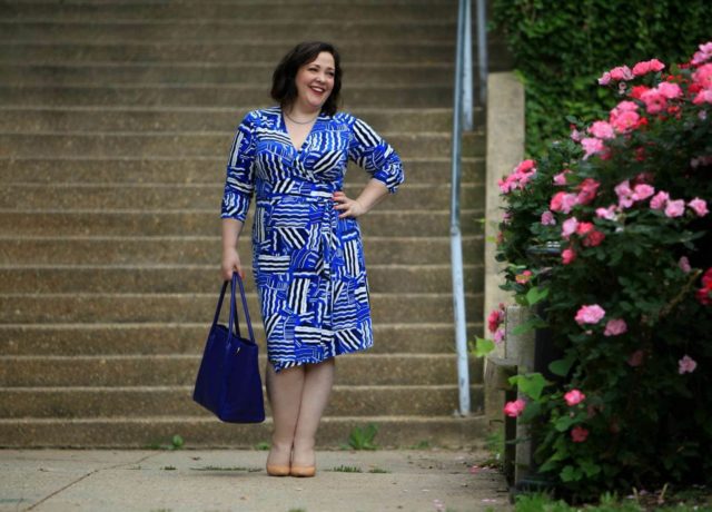 Over 40 fashion blogger Wardrobe Oxygen in a Lands' End wrap dress, Dagne Dover classic tote, and Ross Simons Byzantine Link necklace