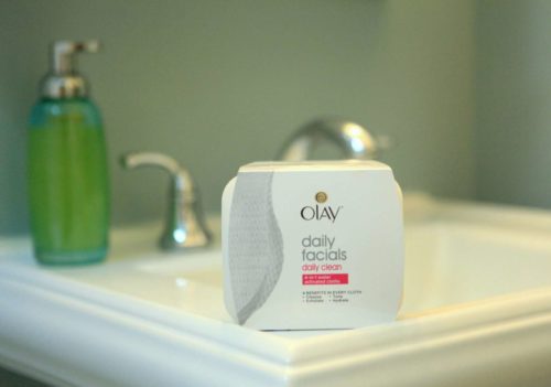 A Better Clean for Your Face with Olay Daily Facials