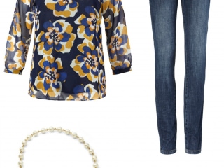 The cabi Lydia blouse styled for weekend with the cabi Dover Skinny jeans, Heritage necklace, and Aerosoles Subway pumps in purple suede.