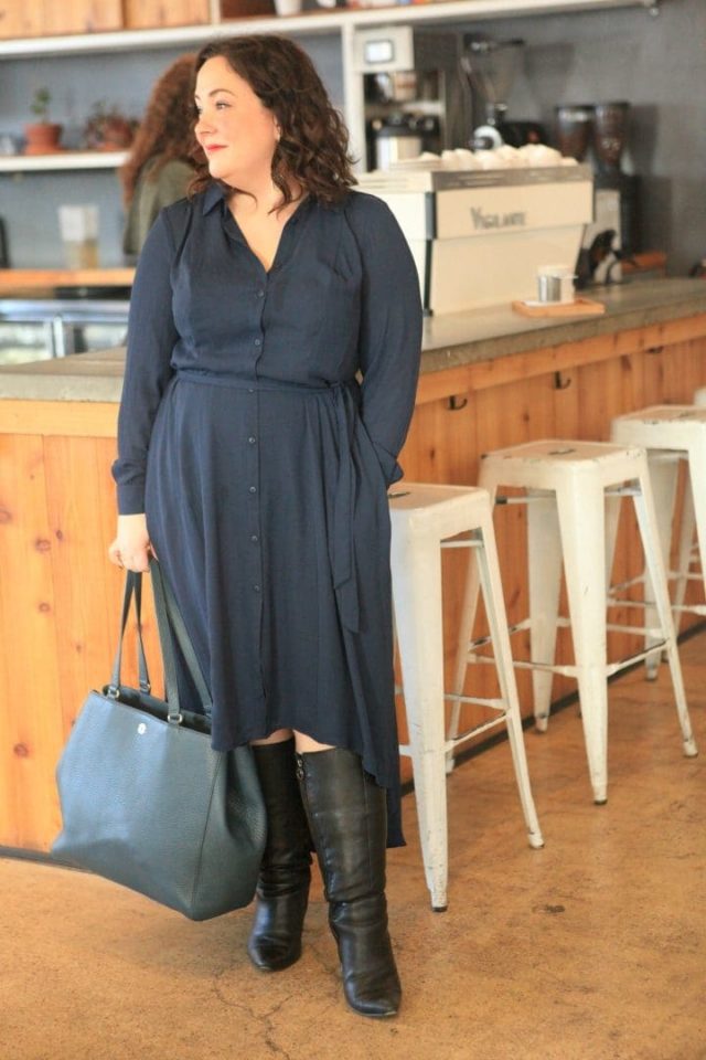 girl with curves for dial navy shirtdress