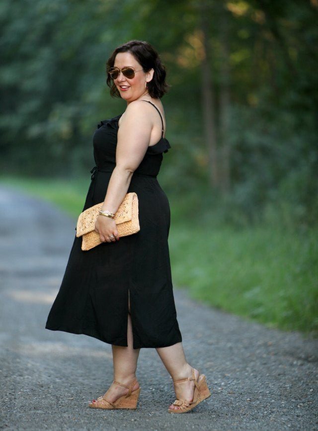 tips on how to wear black in the summer by wardrobe oxygen