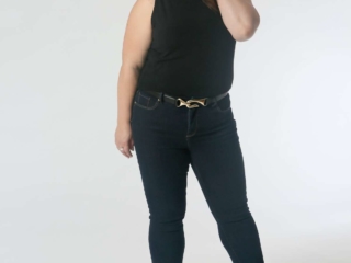 Bar Crawl: Jeans with a pair of heels and a top with shine is always a win when going out to a bar with your friends. 11