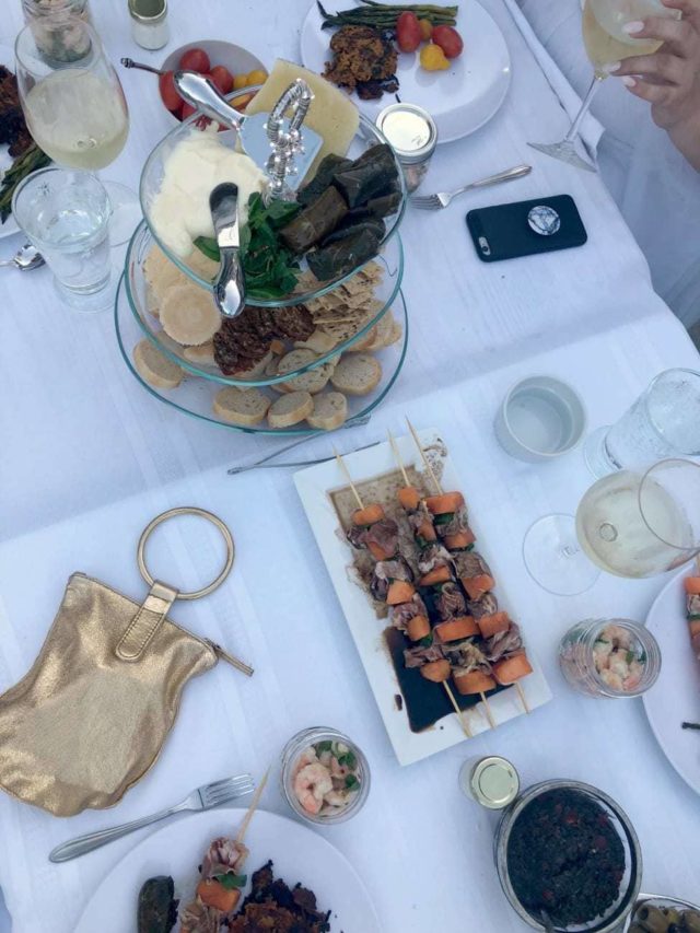 diner en blanc tips including what food to bring