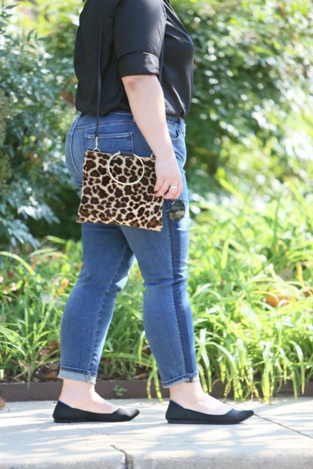 thacker ring handle purse leopard print