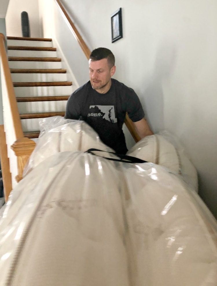 how to get a king mattress up stairs