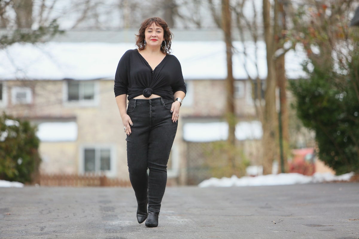 Everlane Jeans Review by a Curvy Size 12/14 Petite Woman