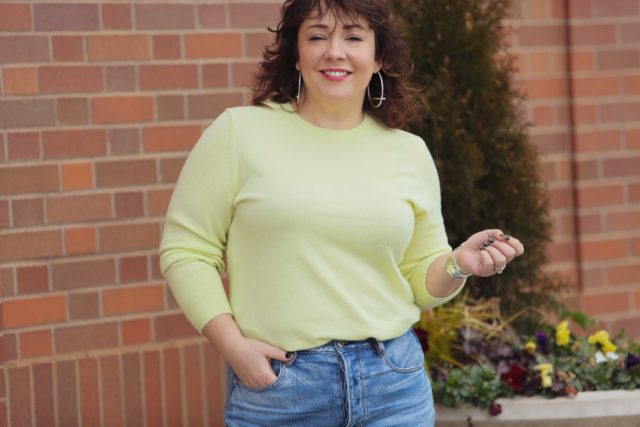 Wardrobe Oxygen in a citron Everlane cashmere crew and silver Jenny Bird trust hoops #everlaneIRL #jennybird