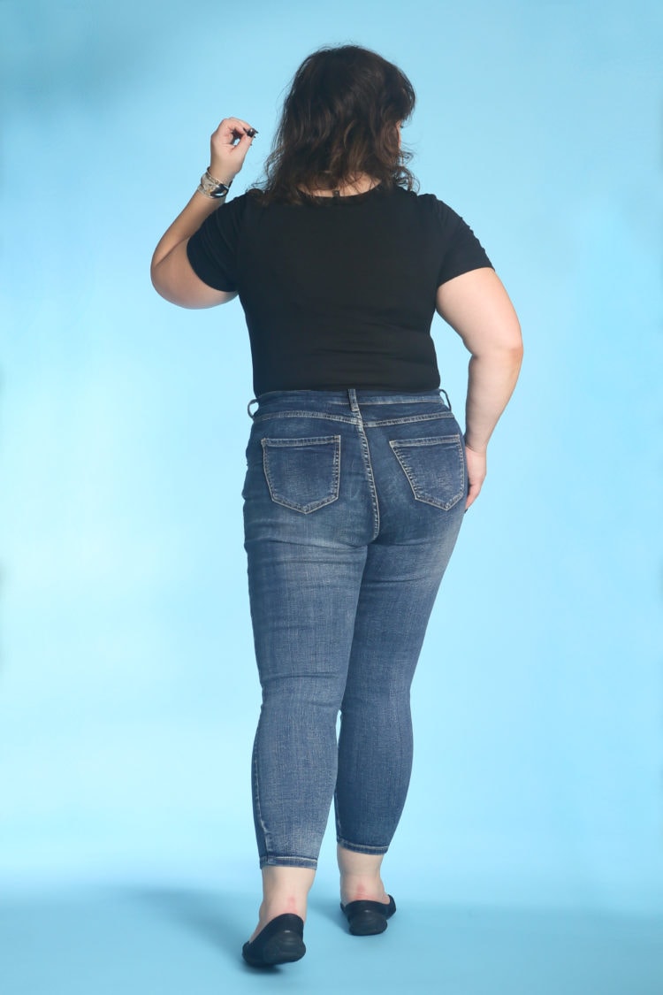 Universal Standard Petite Siene Jeans Review