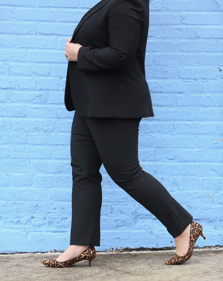 A review of the Ann Taylor Bi-Stretch Suiting and how it fits on a petite size 14 frame by Wardrobe Oxygen