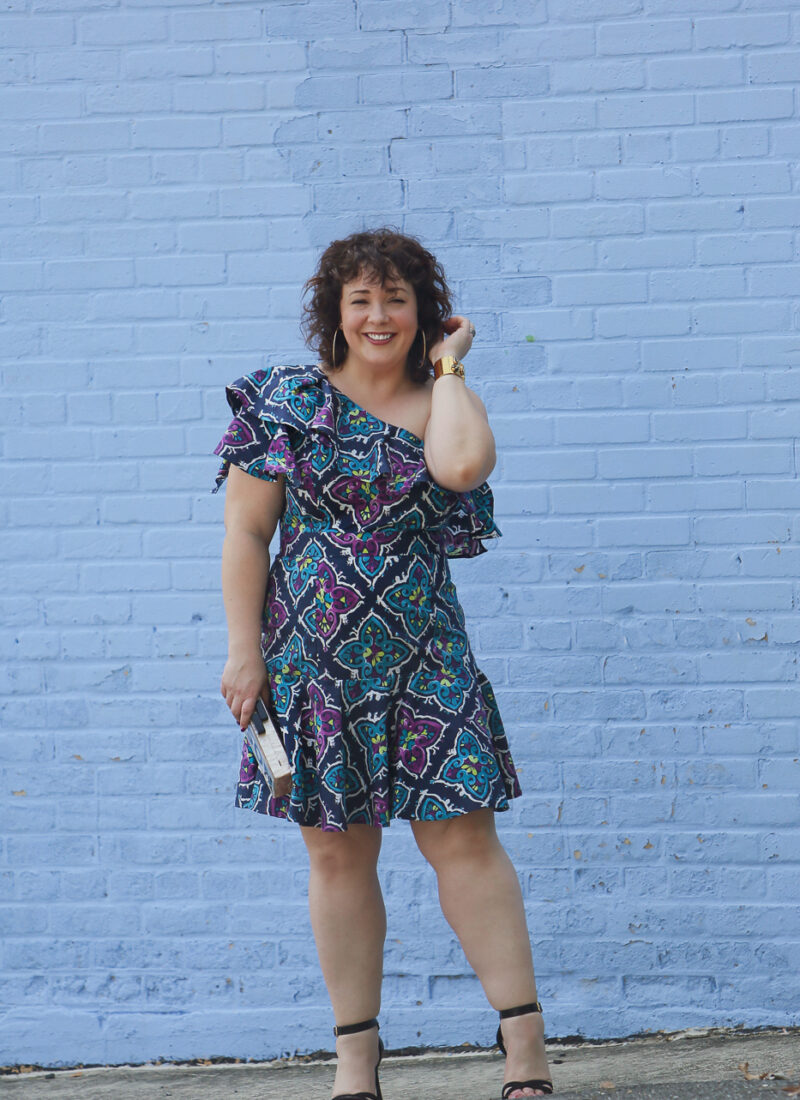 Reviewing Rent the Runway Unlimited and how it works for a size 14/16 woman and the options in plus size and cancellation policies