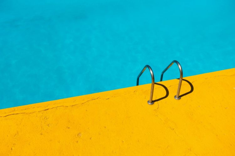 Weekend Reads #58 1 Photo by Etienne Girardet on Unsplash