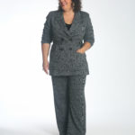 Wardrobe Oxygen wearing the cabi Bond Blazer and Bond Trousers