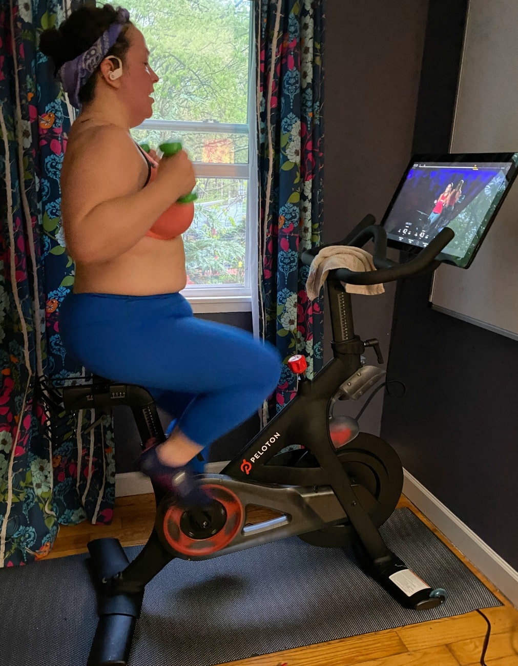 riding peloton without cleats