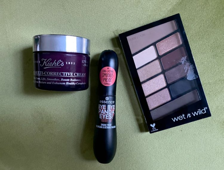 the friday shop from wardrobe oxygen makeup review