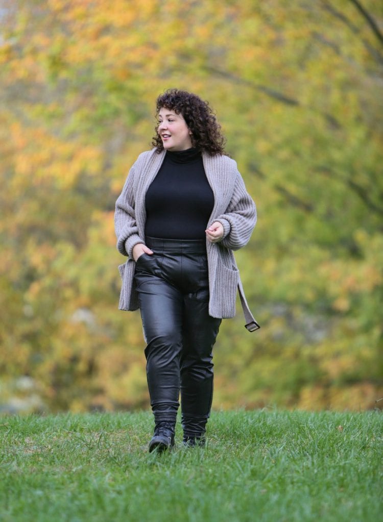 Wardrobe Oxygen in the Spanx Faux Leather Joggers with an MM LaFleur Snyder Jacket