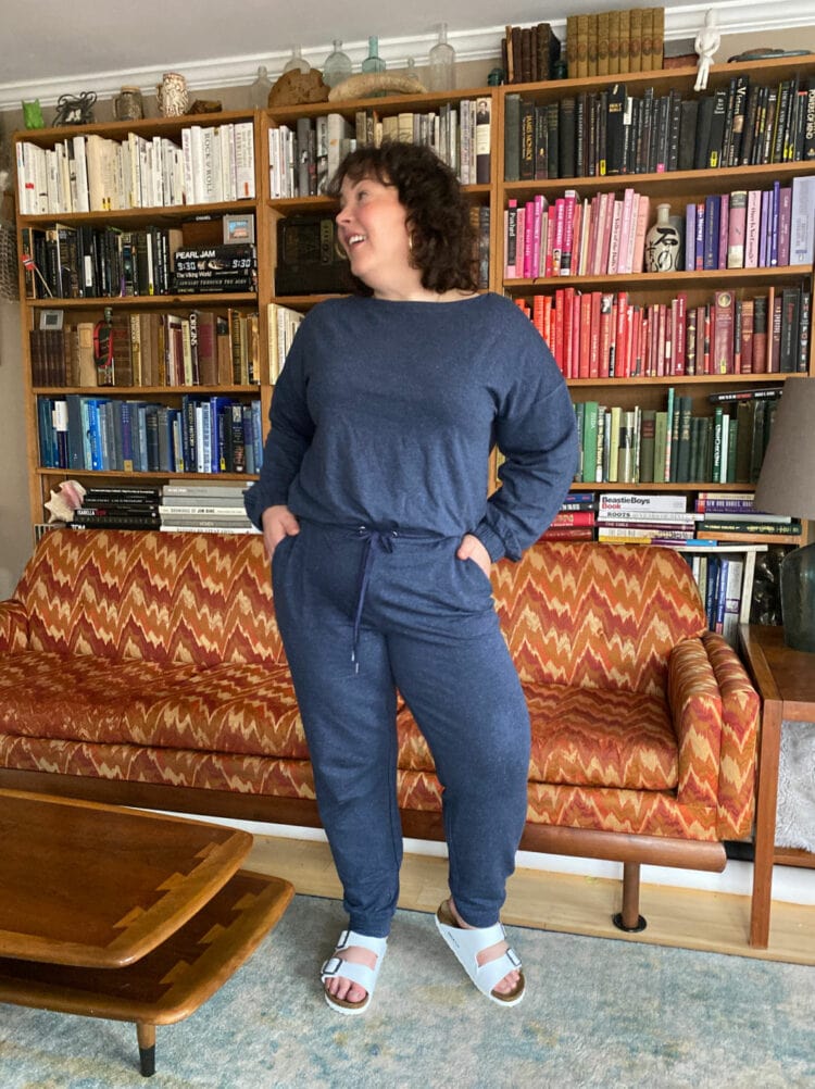 This Soma Jogger Set Is My New Fave 1 soma joggers sweatsuit