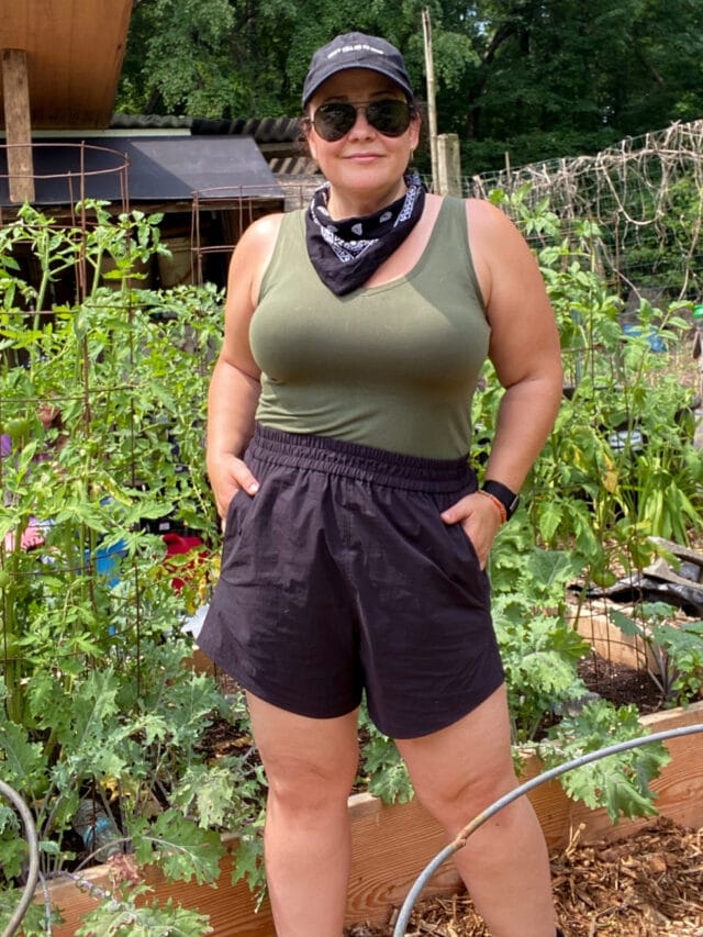 cropped-universal-standard-sunny-shorts-review.jpeg