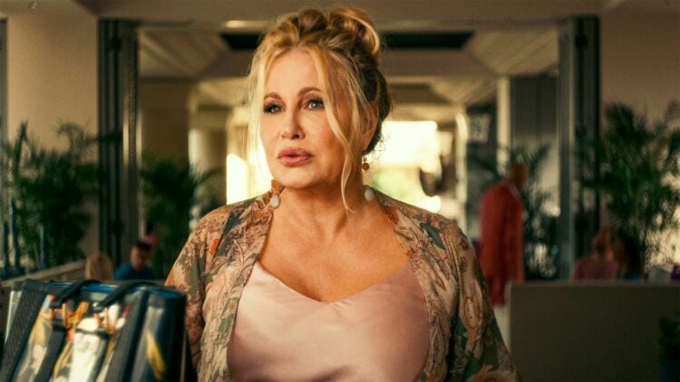 jennifer coolidge the white lotus