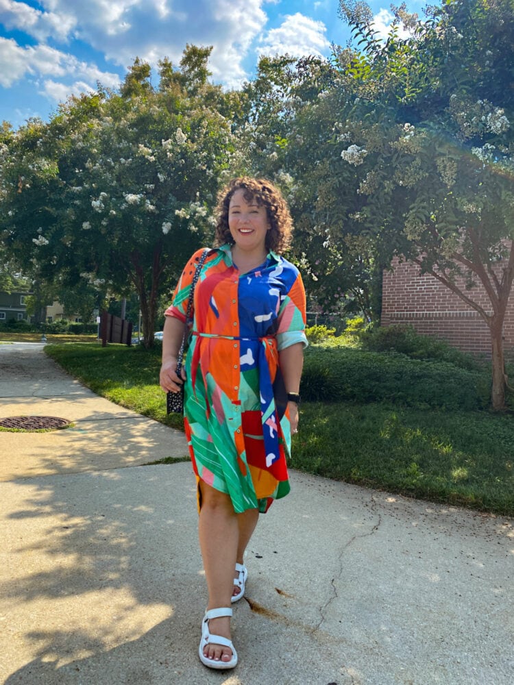 Alison of Wardrobe Oxygen in a Dressed in Joy resortwear shirtdress