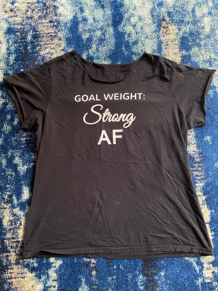 Tee shirt on sale cutting