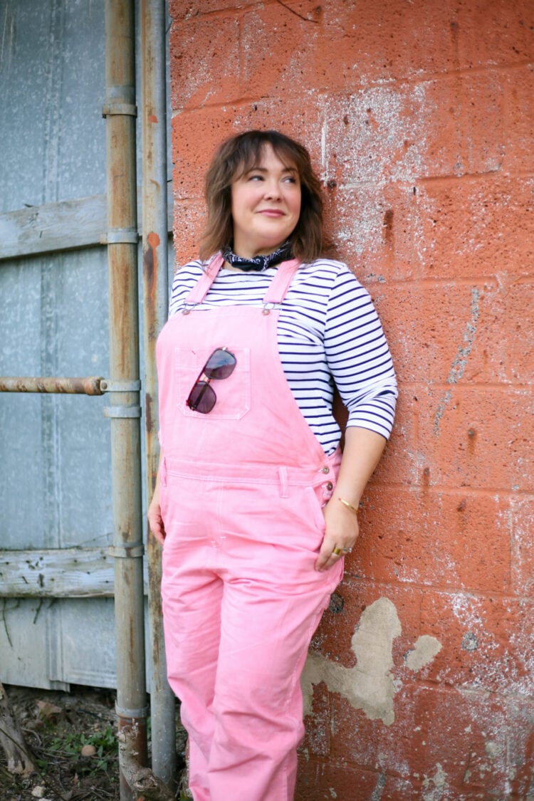 Wardrobe Oxygen wearing pink overalls