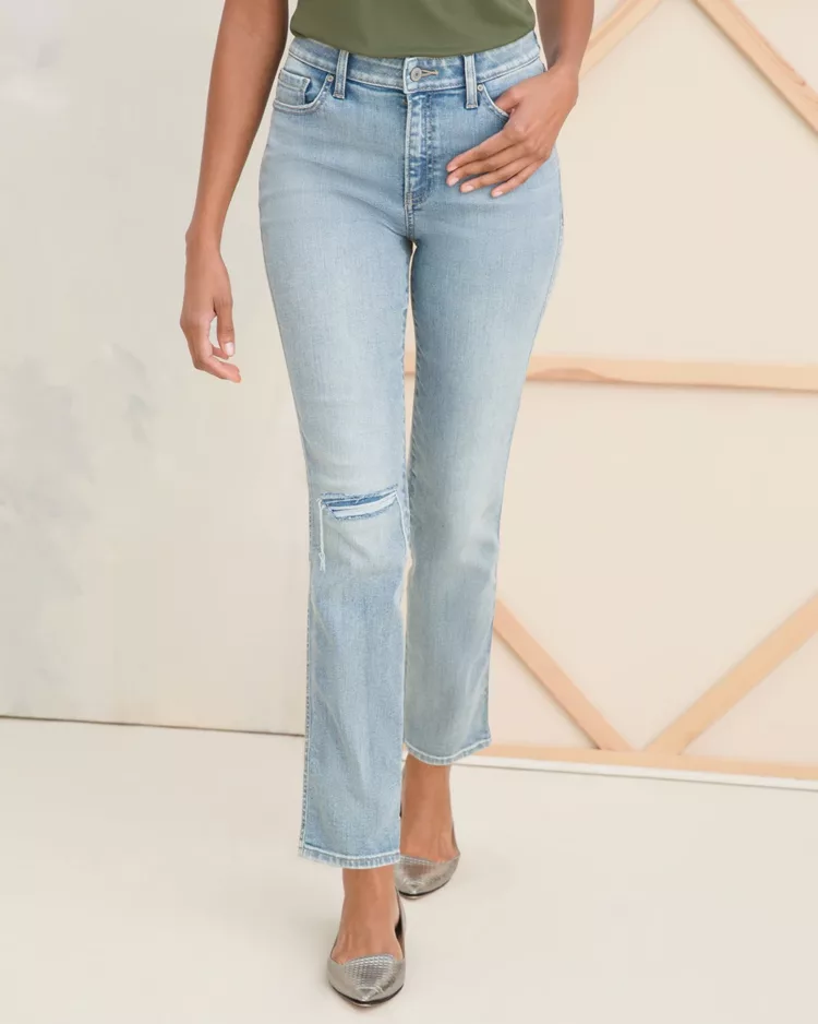 Chico's DefineMe Denim Review: 3 Pairs Tried with Photos and Honest  Thoughts - Wardrobe Oxygen