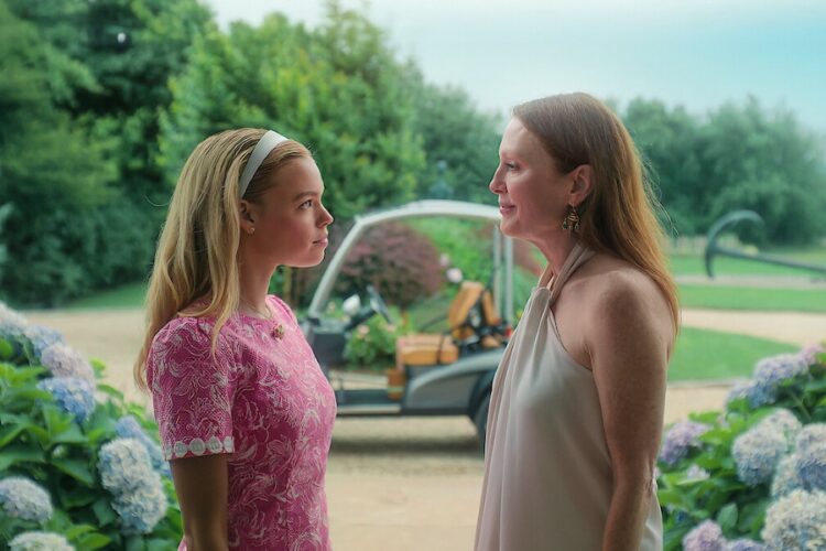 alcock and moore in sirens on netflix