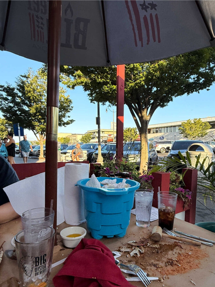 outdoor table at claws rehoboth beach